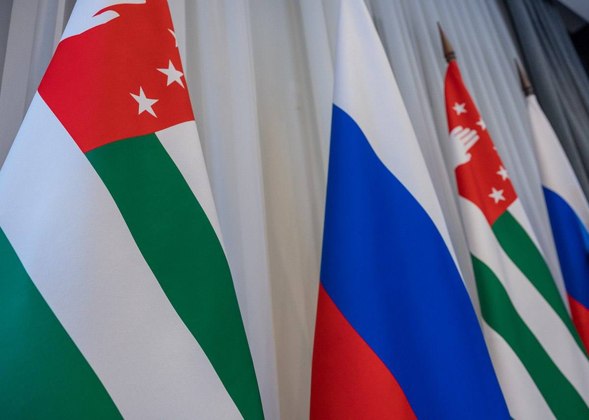 Елкин Борис: Международные связи Пскова выходят на новый уровень - заключено соглашение о побратимстве и сотрудничестве с Гудаутским районом Республики Абхазия