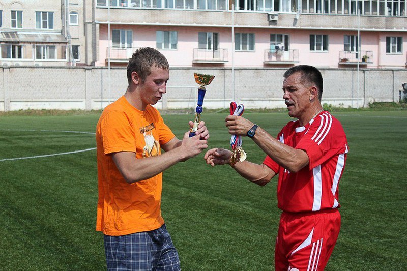 От разбитых окон до крупных городских турниров: Как в Пскове Любительскую футбольную лигу создали От разбитых окон до крупных городских турниров: Как в Пскове Любительскую футбольную лигу создали