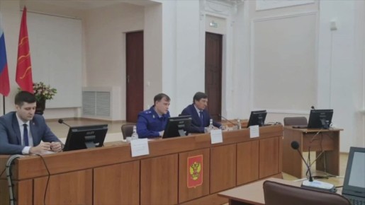 Прокурор области Андрей Мошков в г. Великие Луки провел очередное выездное заседание Общественного совета по защите прав субъектов предпринимательской деятельности и по противодействию коррупции