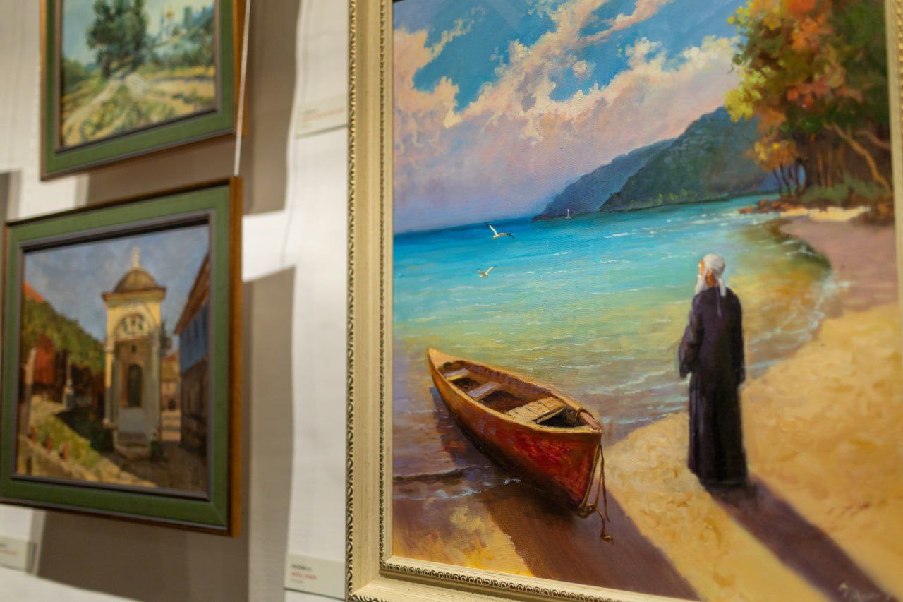 В Пскове открылась выставка картин из собрания Каманского монастыря В Пскове открылась выставка картин из собрания Каманского монастыря