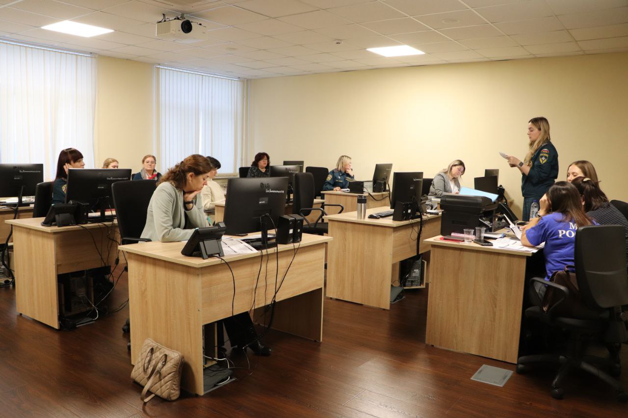 Тренировка специалистов «Горячей линии» Тренировка специалистов «Горячей линии»