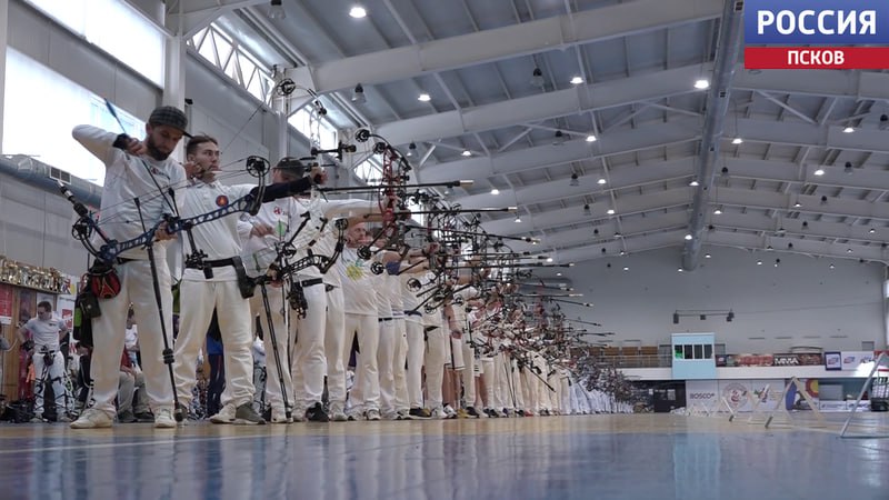 "Кубок сильнейших" стартовал в Великих Луках