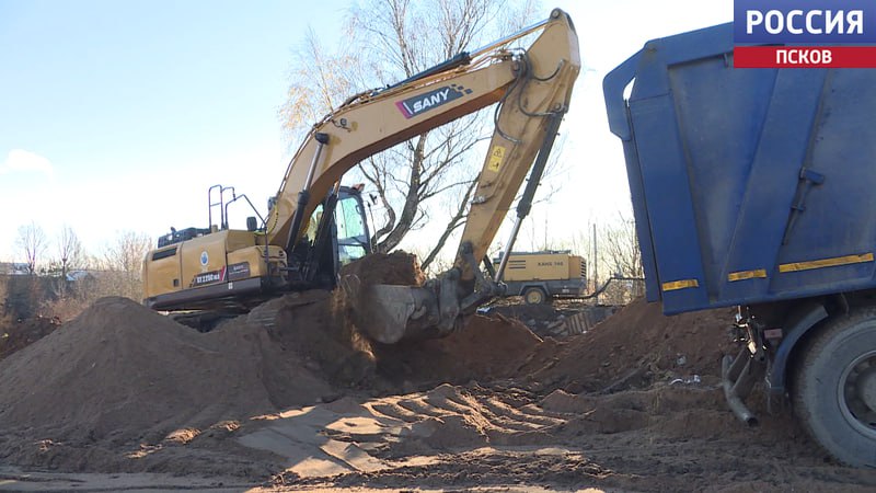 В Пыталово ведутся работы по реконструкции моста через реку Утроя В Пыталово ведутся работы по реконструкции моста через реку Утроя