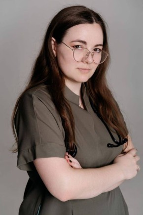 4 первых специалиста в Пскове получили новую единовременную выплату, предназначенную для медработников дефицитных специальностей