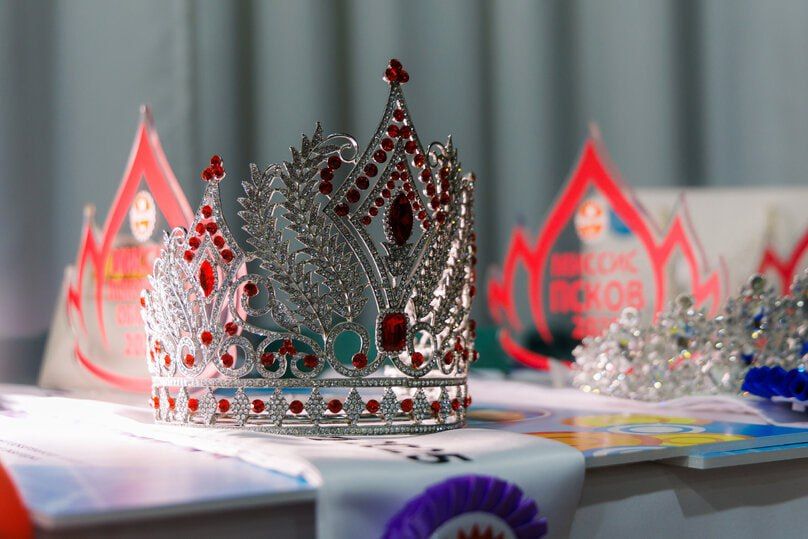 Названо имя самой красивой незамужней псковички