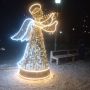 Новые рождественские фигуры появились в Пскове - ангелы