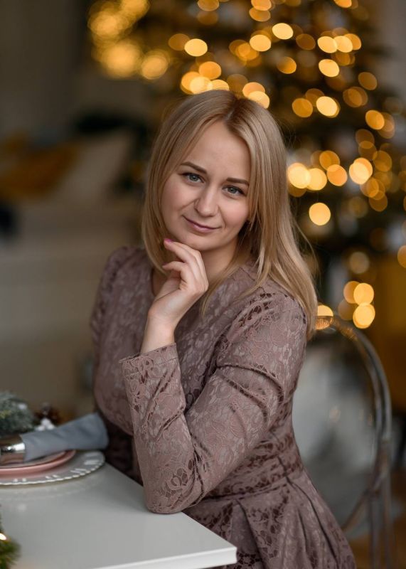 Начальник отдела закупок МКУ города Пскова «Стройтехнадзор» Ольга Жилинская одержала победу в профессиональном конкурсе «Лучший специалист по закупкам Псковской области 2025 года», заняв первое место!