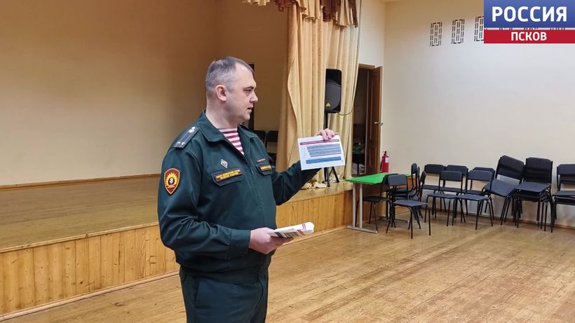 Представитель одного из высших военных учебных заведений Росгвардии провел встречу с учащимися погранично-таможенного правового лицея Представитель одного из высших военных учебных заведений Росгвардии провел встречу с учащимися погранично-таможенного правового лицея