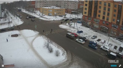 ДТП в Пскове на перекрестке Коммунальная/Народная