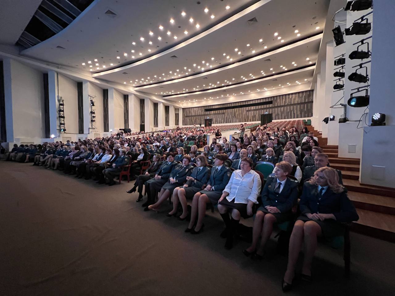 Елкин Борис: Поздравляю коллектив Управления федеральной налоговой службы по Псковской области с 35-летием со дня образования! Елкин Борис: Поздравляю коллектив Управления федеральной налоговой службы по Псковской области с 35-летием со дня образования!