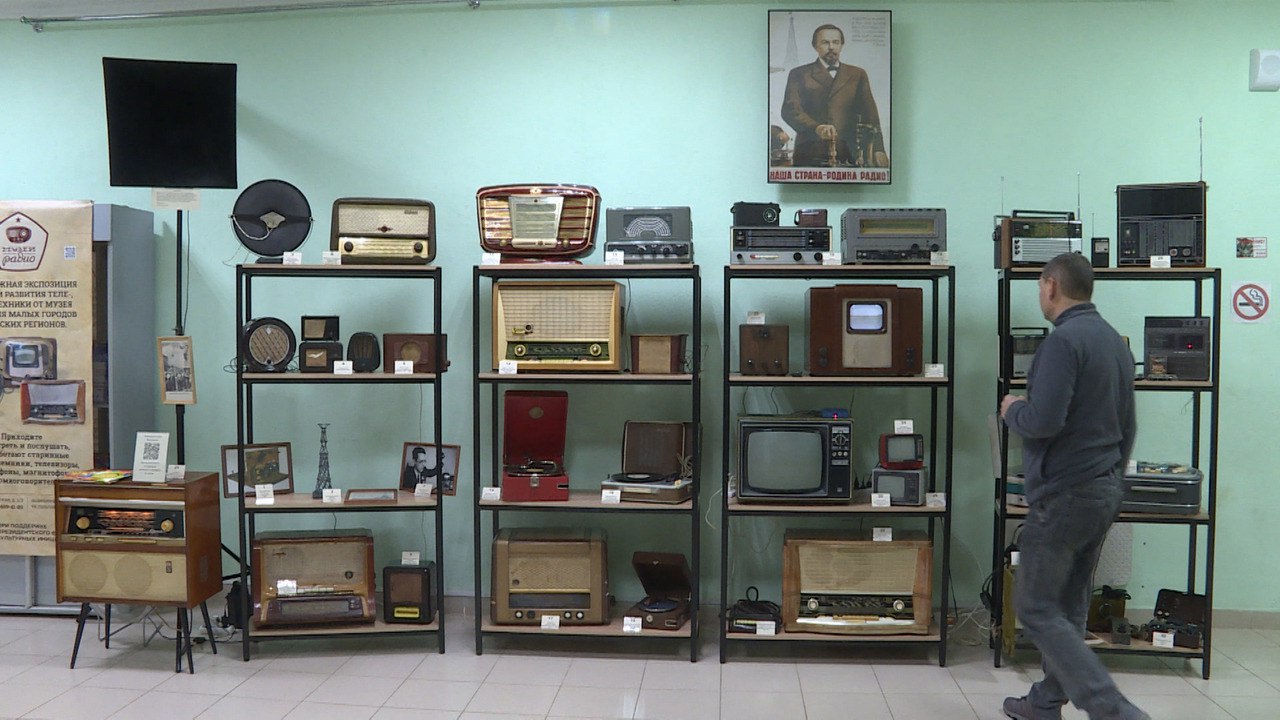 Ламповый звук и черно-белая картинка Ламповый звук и черно-белая картинка