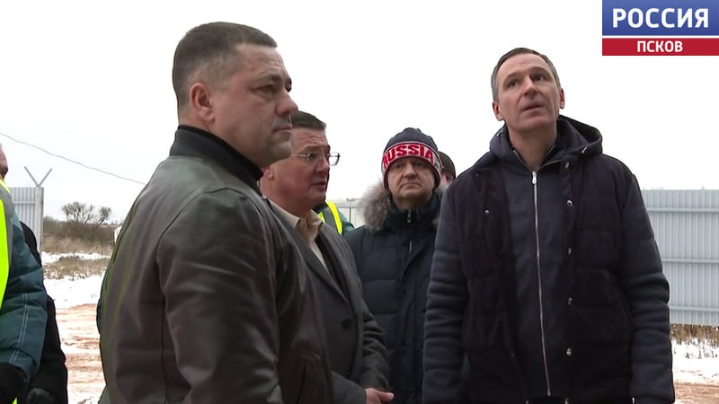 Ход строительства экотехнопарка в Палкинском округе проконтролировали губернатор Михаил Ведерников и заместитель министра природных ресурсов и экологии России Денис Буцаев Ход строительства экотехнопарка в Палкинском округе проконтролировали губернатор Михаил Ведерников и заместитель министра природных ресурсов и экологии России Денис Буцаев