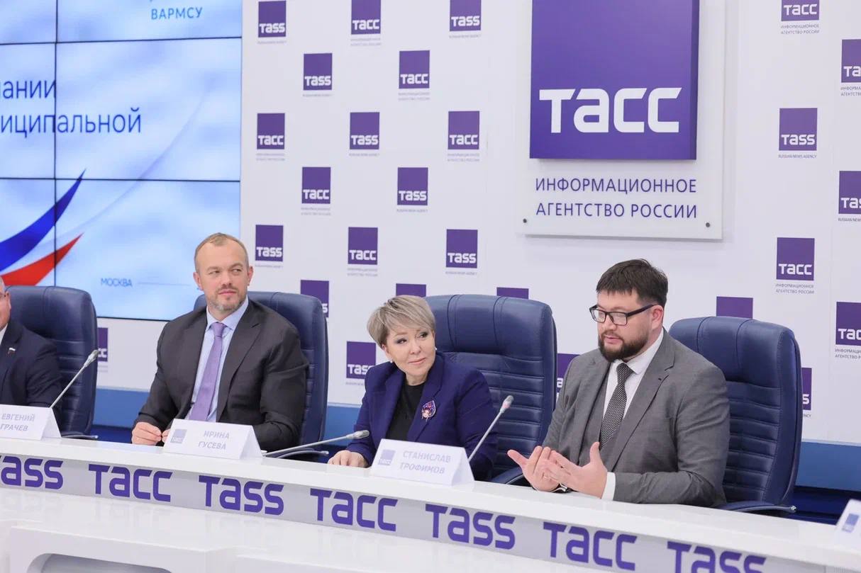 Более 60 тысяч заявок подали на III Всероссийскую муниципальную премию «Служение»