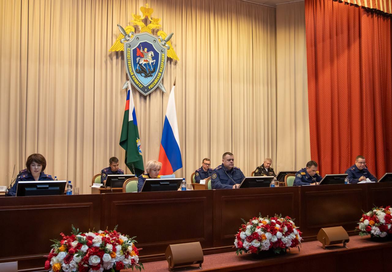 Председатель СК России провел личный прием сирот из Псковской области по вопросу обеспечения жильем Председатель СК России провел личный прием сирот из Псковской области по вопросу обеспечения жильем