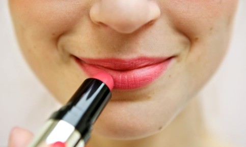 Эта ошибка в макияже превратит вас в бабушку: делают 9 из 10 дам в возрасте 55+