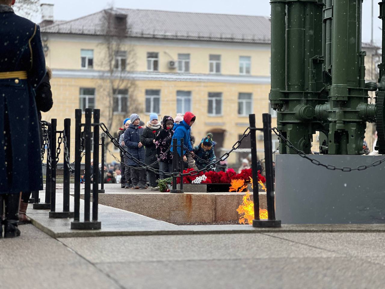 Елкин Борис: Сегодня мы чтим память безымянных героев в День Неизвестного Солдата Елкин Борис: Сегодня мы чтим память безымянных героев в День Неизвестного Солдата