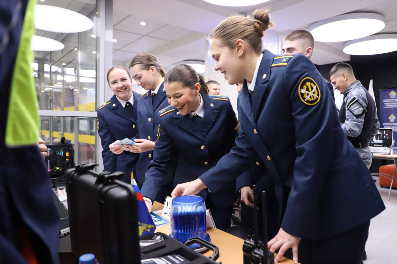 Практика вместо теории: от детектора лжи до огневого рубежа