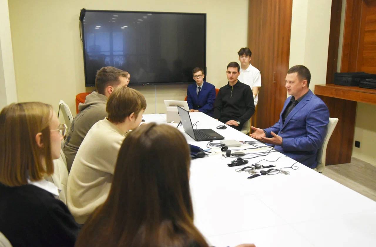 Практика вместо теории: от детектора лжи до огневого рубежа Практика вместо теории: от детектора лжи до огневого рубежа