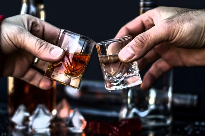 В РФ повысят минимальные цены на водку