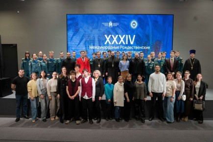 В Пскове обсудили, как вовлечь молодёжь в православные традиции