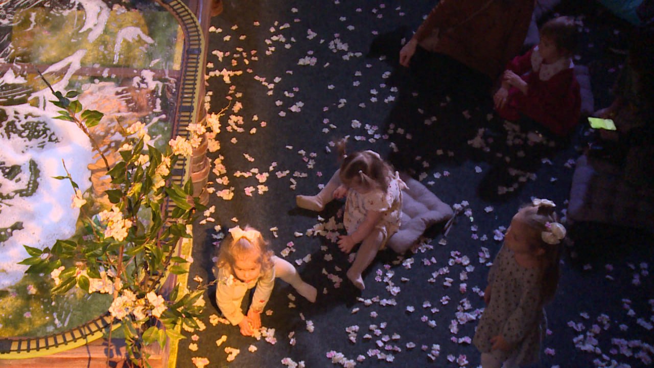 Сегодня в Пскове начался фестиваль для самых маленьких театралов - "Кроха-фест" Сегодня в Пскове начался фестиваль для самых маленьких театралов - "Кроха-фест"