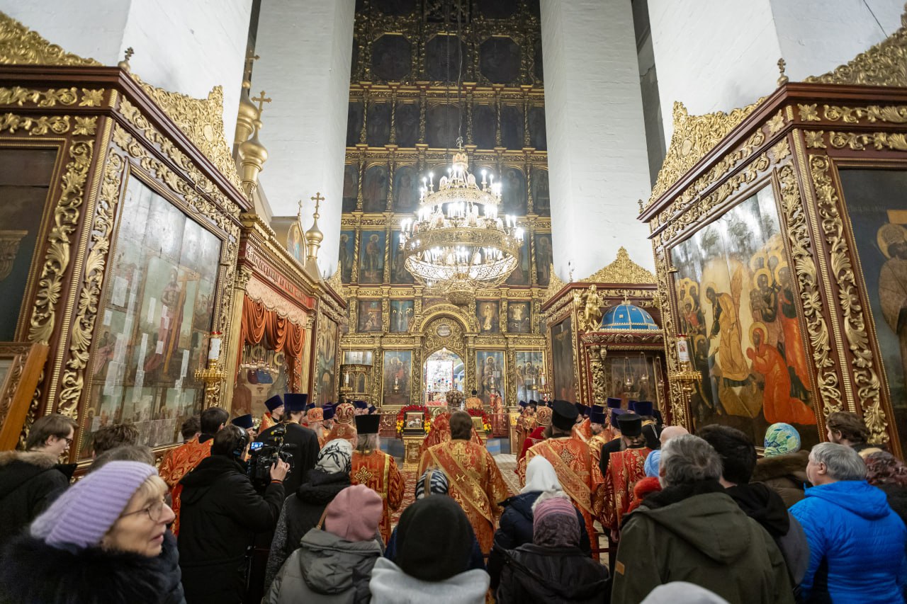 Ковчег с частицей мощей Георгия Победоносца прибыл в Псков Ковчег с частицей мощей Георгия Победоносца прибыл в Псков