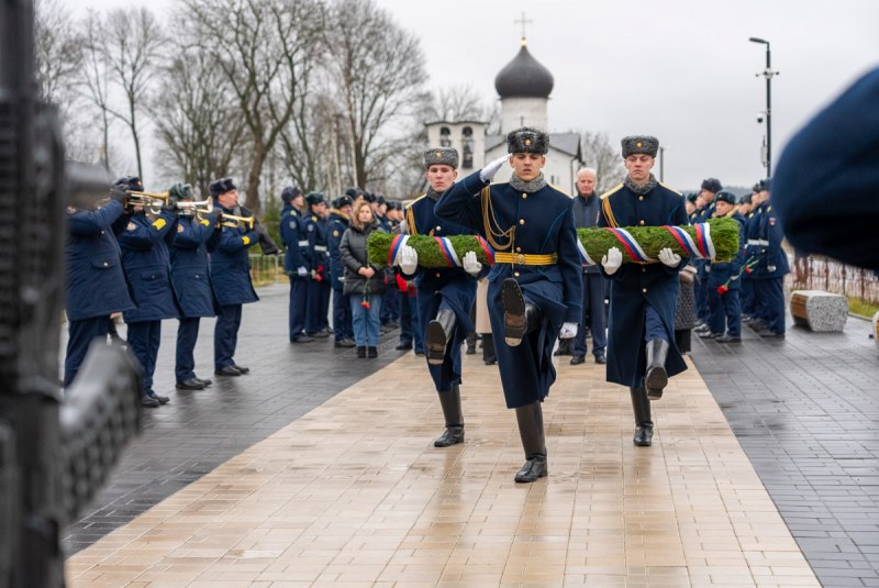 В День Героев Отечества во вторник в Псковской области прошли памятные мероприятия