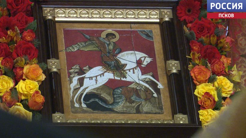 Ковчег с частицей мощей Георгия Победоносца сегодня прибыл в кафедральный Троицкий собор Ковчег с частицей мощей Георгия Победоносца сегодня прибыл в кафедральный Троицкий собор