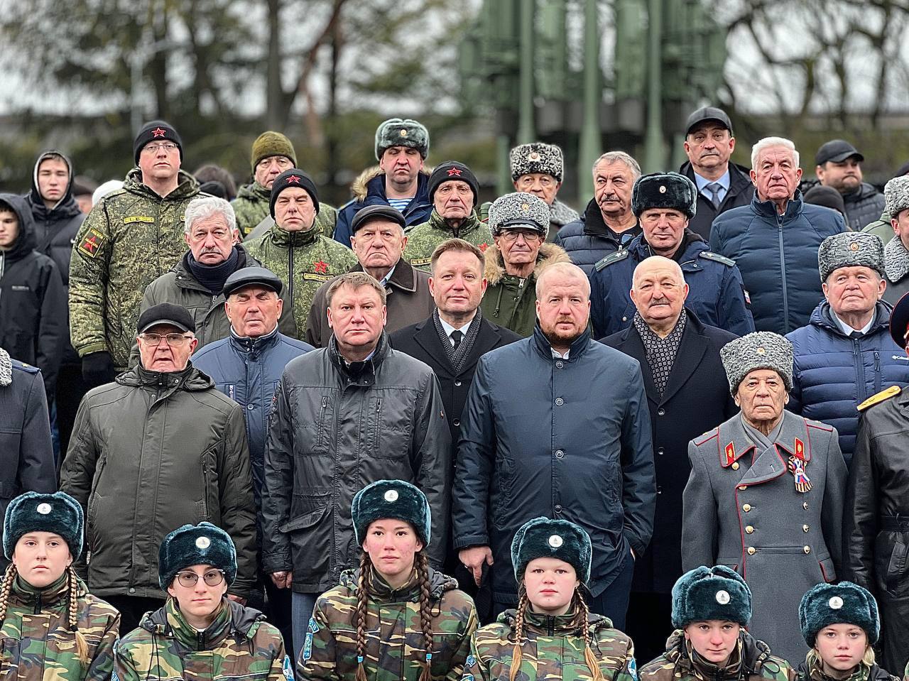 9 декабря в России отмечается День Героев Отечества — особая дата, посвящённая людям, проявившим высшее мужество, честь и самоотверженность при служении стране 9 декабря в России отмечается День Героев Отечества — особая дата, посвящённая людям, проявившим высшее мужество, честь и самоотверженность при служении стране