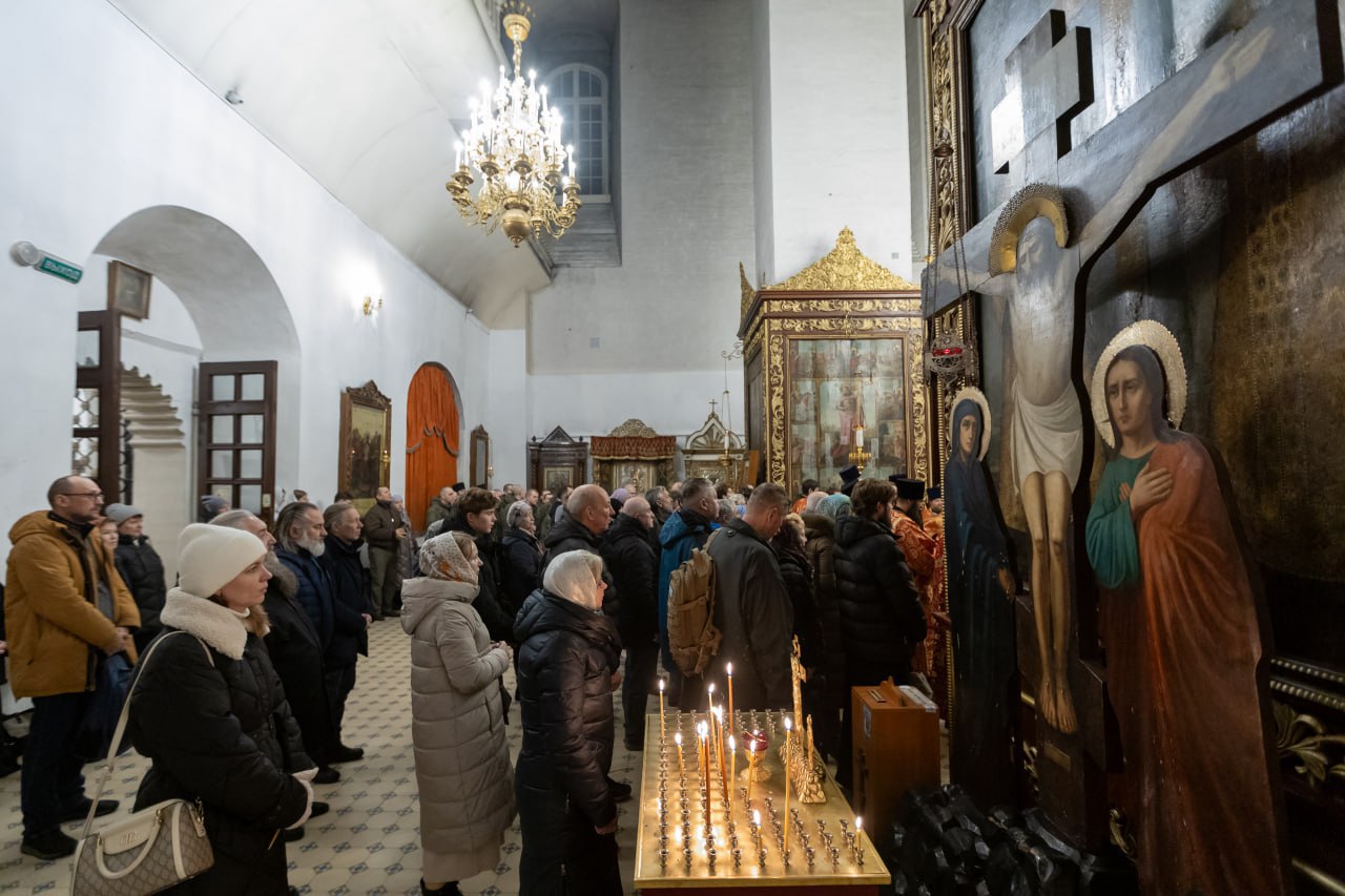 Ковчег с частицей мощей Георгия Победоносца прибыл в Псков Ковчег с частицей мощей Георгия Победоносца прибыл в Псков