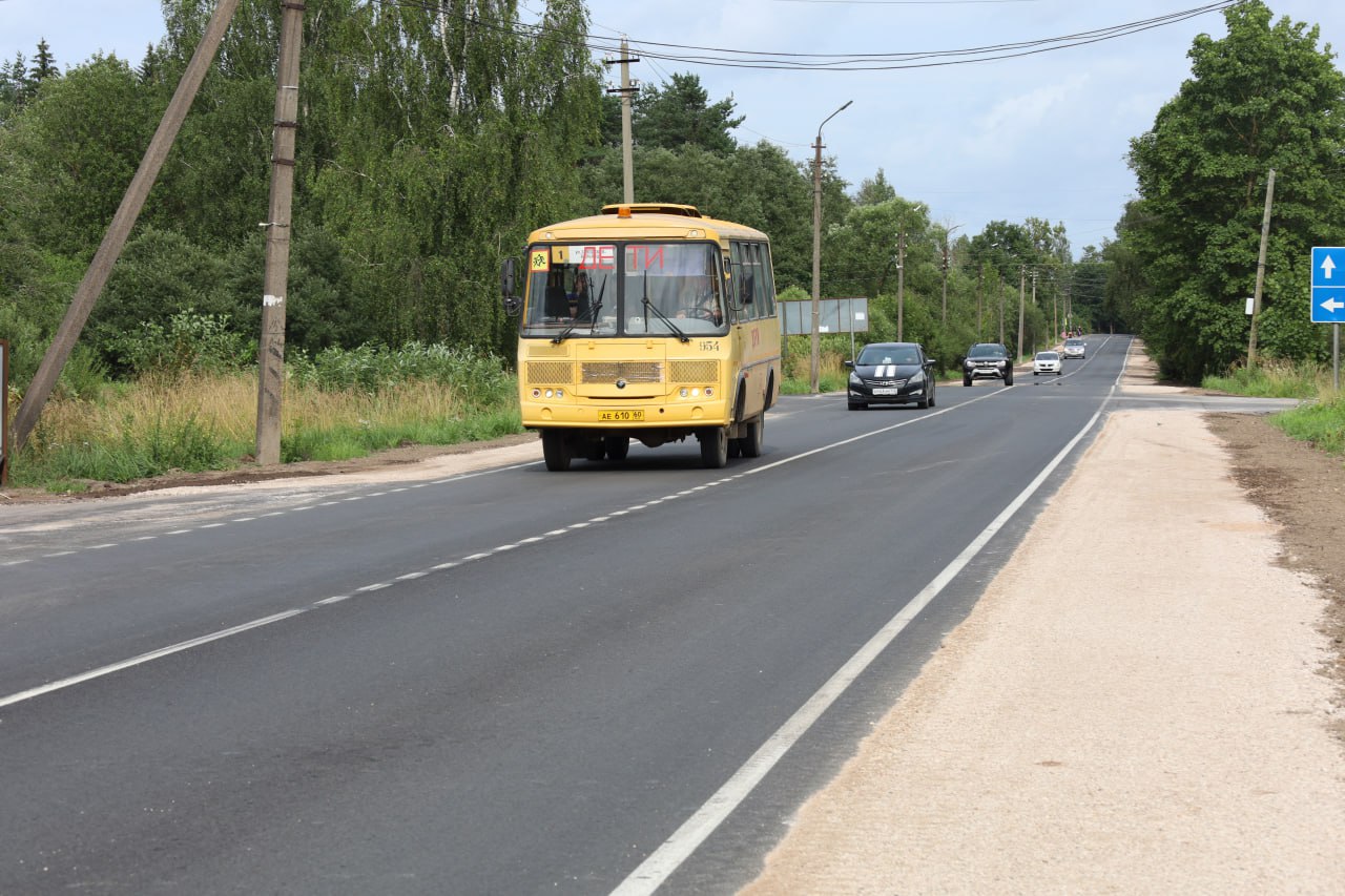 В Псковской области отремонтировали дороги, ведущие к школам!
