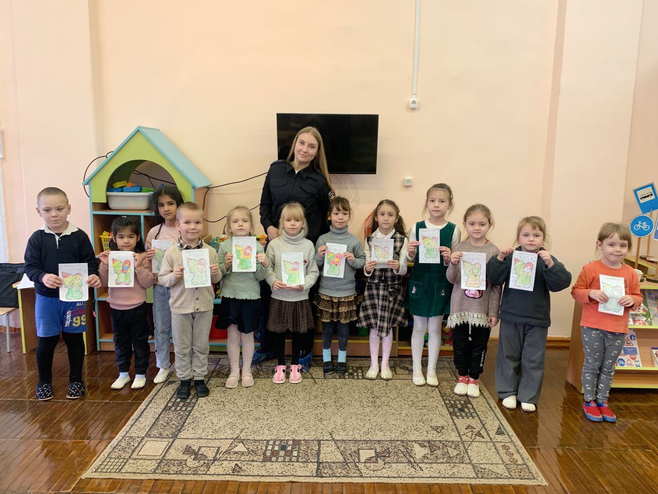 Познавательное мероприятие по безопасности дорожного движения прошло в структурном подразделении детского сада «N 1» г. Опочка