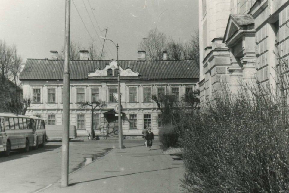 ����� �����: �������� �� ������������� �������� ������ ������ �������