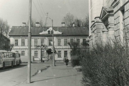 Елкин Борис: Взглянем на Комсомольский переулок сквозь призму времени