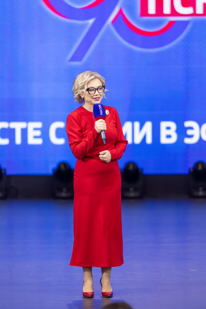 Сегодня мы от всей души и с огромной теплотой поздравляем нашего дорогого директора ГТРК "Псков" – Наталью Александровну Юрченко! Сегодня мы от всей души и с огромной теплотой поздравляем нашего дорогого директора ГТРК "Псков" – Наталью Александровну Юрченко!