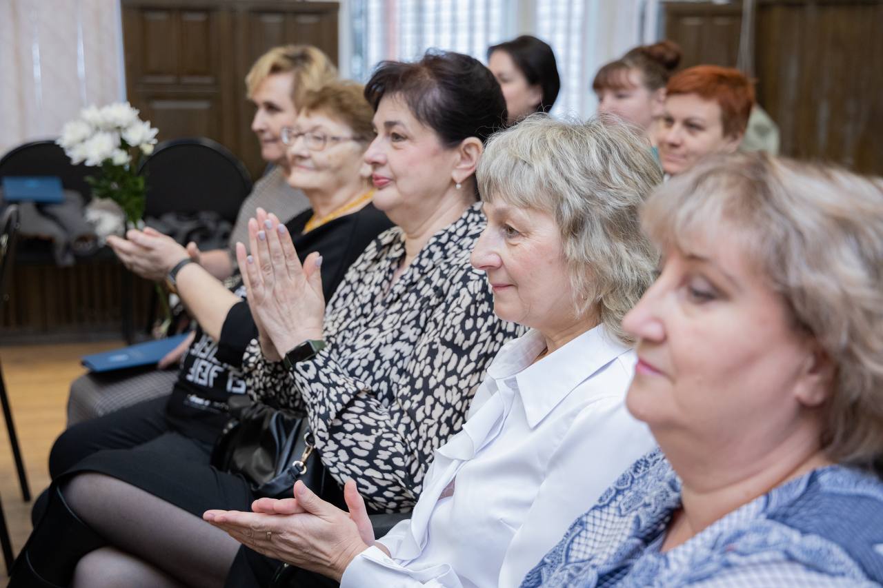 Сегодня слова благодарности от Избирательной комиссии были обращены к медицинским работникам Псковской области Сегодня слова благодарности от Избирательной комиссии были обращены к медицинским работникам Псковской области