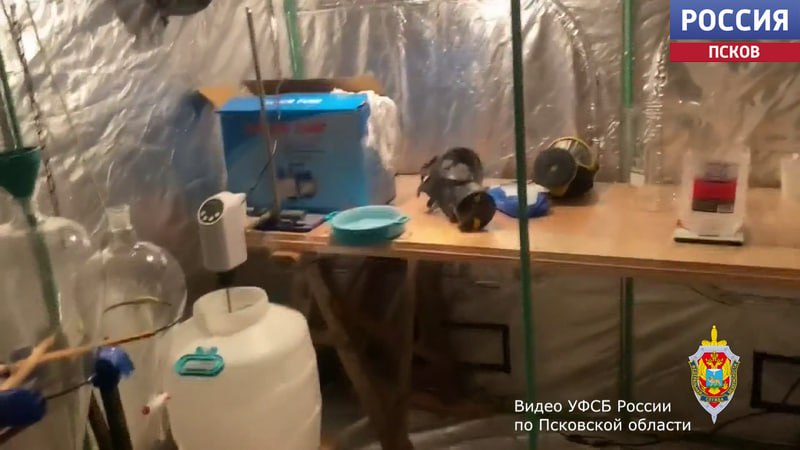Сотрудники регионального ФСБ пресекли деятельность подпольной нарколаборатории Сотрудники регионального ФСБ пресекли деятельность подпольной нарколаборатории