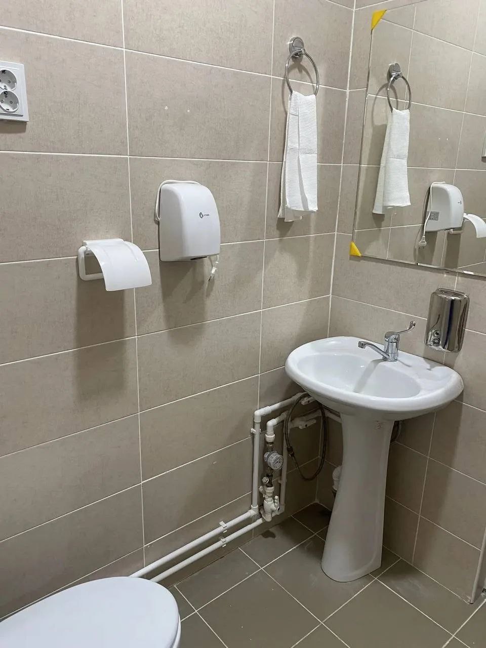 Капитальный ремонт поста скорой медицинской помощи завершился в Пустошке