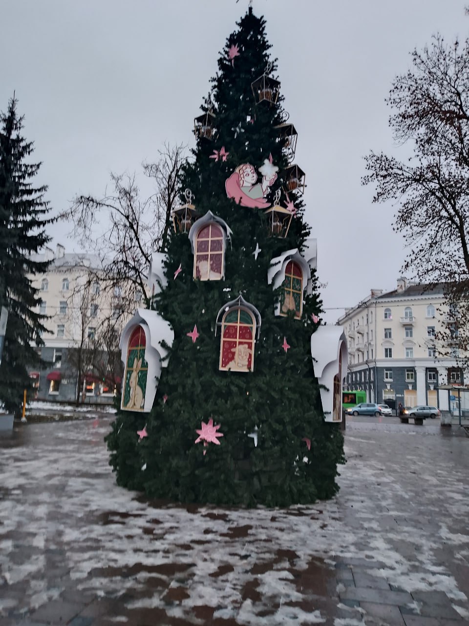 Теплый декабрьский день с юго-западным ветром ждет псковичей 16 декабря