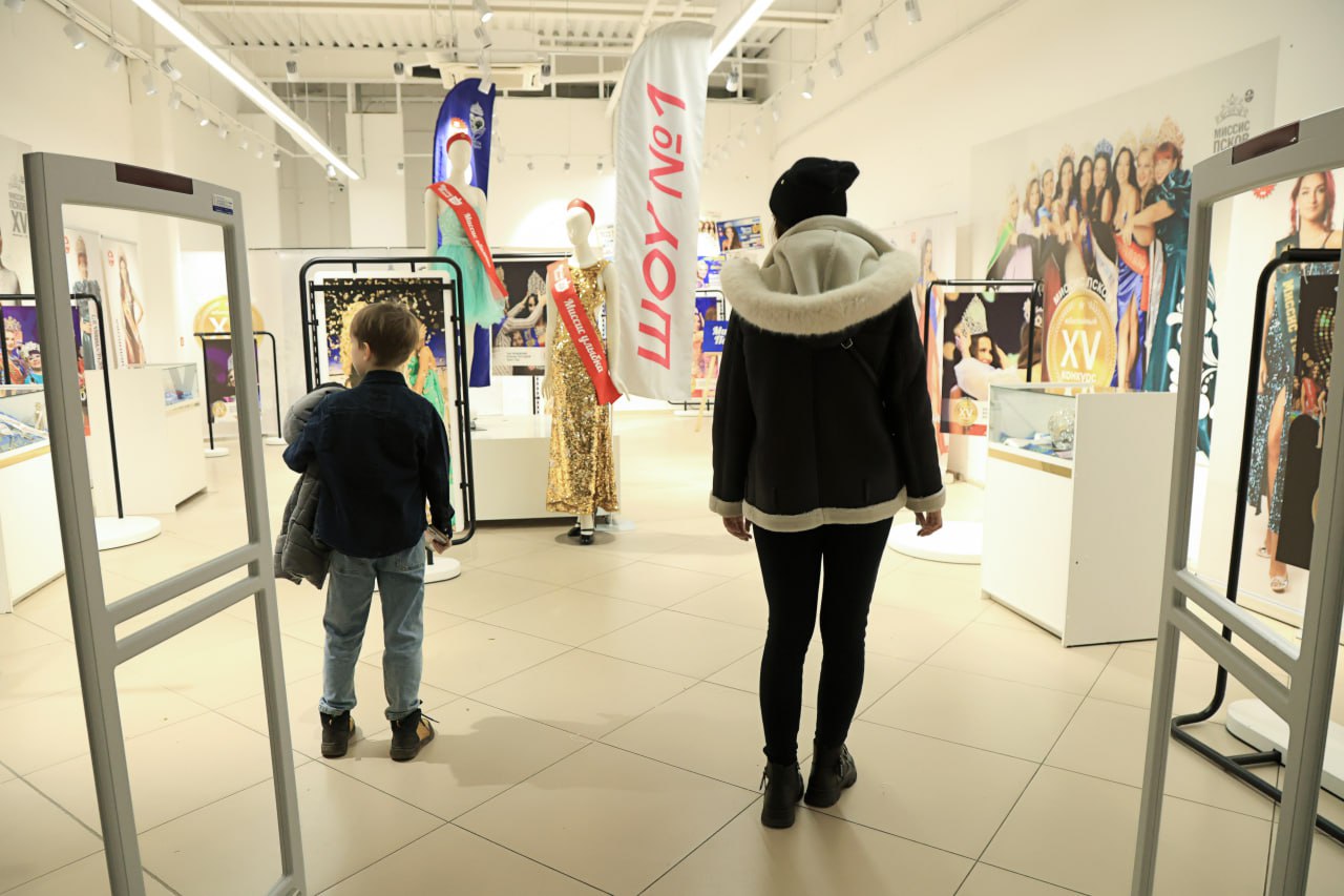 Этот год очень важен для регионального проекта «Миссис Псков», который уже 15 лет является площадкой для демонстрации не только внешней привлекательности, но и выдающихся достижений успешных женщин Псковской области Этот год очень важен для регионального проекта «Миссис Псков», который уже 15 лет является площадкой для демонстрации не только внешней привлекательности, но и выдающихся достижений успешных женщин Псковской области