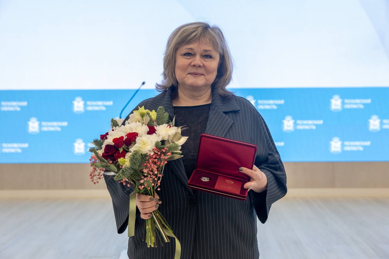 Губернатор Псковской области Михаил Ведерников 16 декабря вручил государственные и региональные награды Губернатор Псковской области Михаил Ведерников 16 декабря вручил государственные и региональные награды