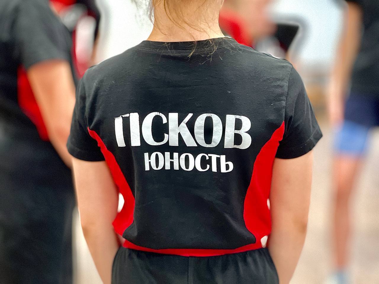 Елкин Борис: Воспитанники центра «Юность» начинают новый этап тренировок в обновлённых, современных стенах зала на улице Петровской Елкин Борис: Воспитанники центра «Юность» начинают новый этап тренировок в обновлённых, современных стенах зала на улице Петровской