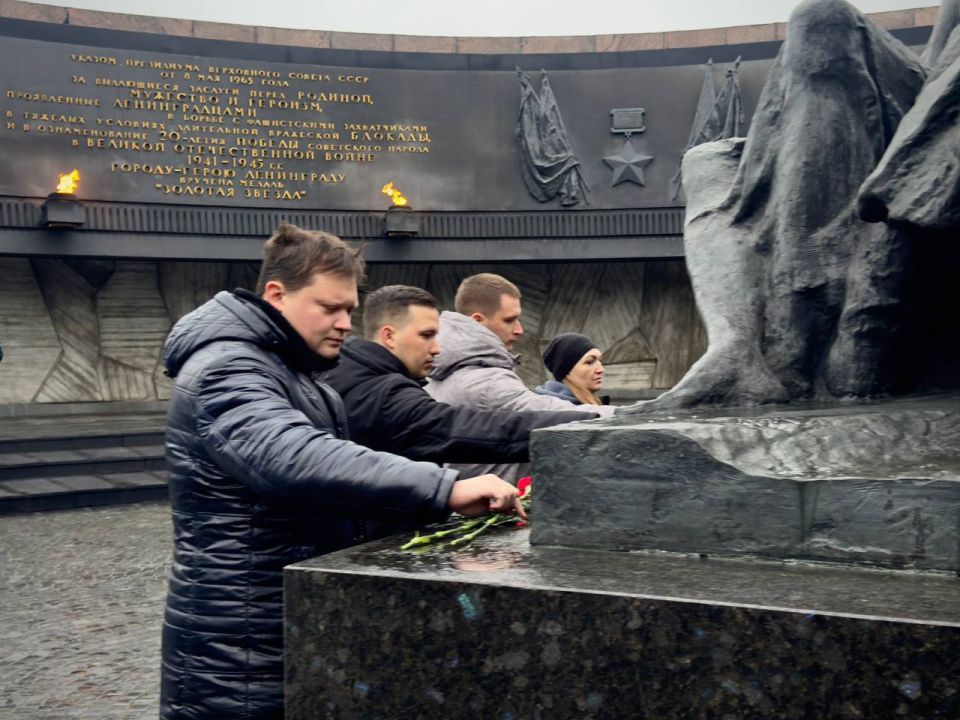 � ������ �������� � �����-������������� ����������� ��������� (�������) �������� ����������� ����������� ���������� ���������, �������� ��������� ������ ������� ���� ������ ������� �������� ����� � ������������� ���������...