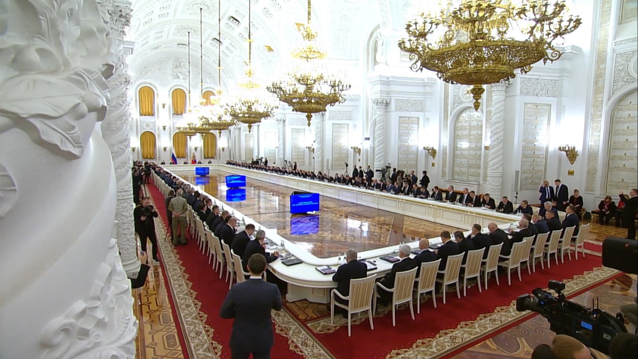 Следующий год в стране объявлен Годом единства народов России Следующий год в стране объявлен Годом единства народов России