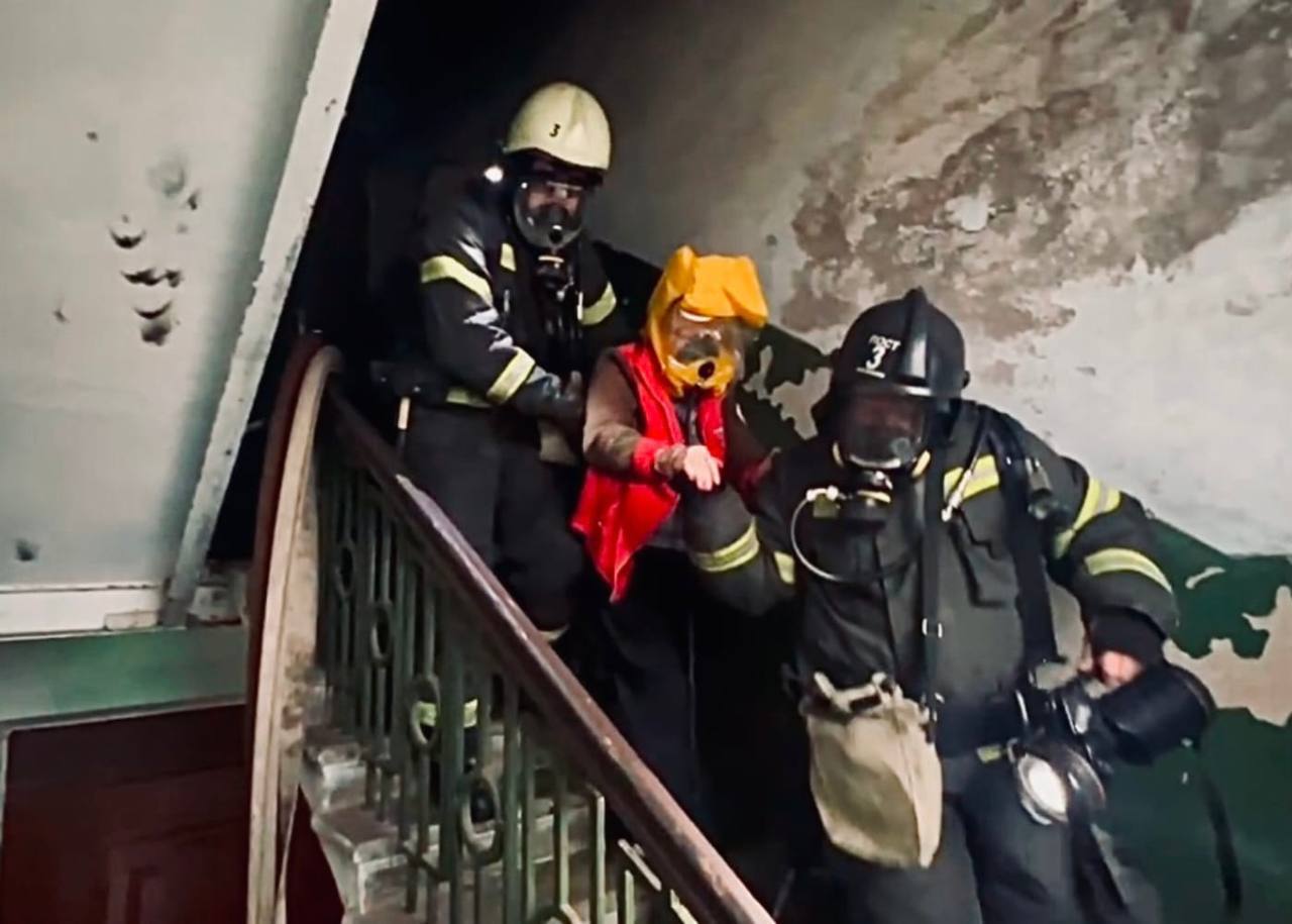 Елкин Борис: Сегодня день профессионалов, кто не ищет славы, но заслуживает её больше всех Елкин Борис: Сегодня день профессионалов, кто не ищет славы, но заслуживает её больше всех