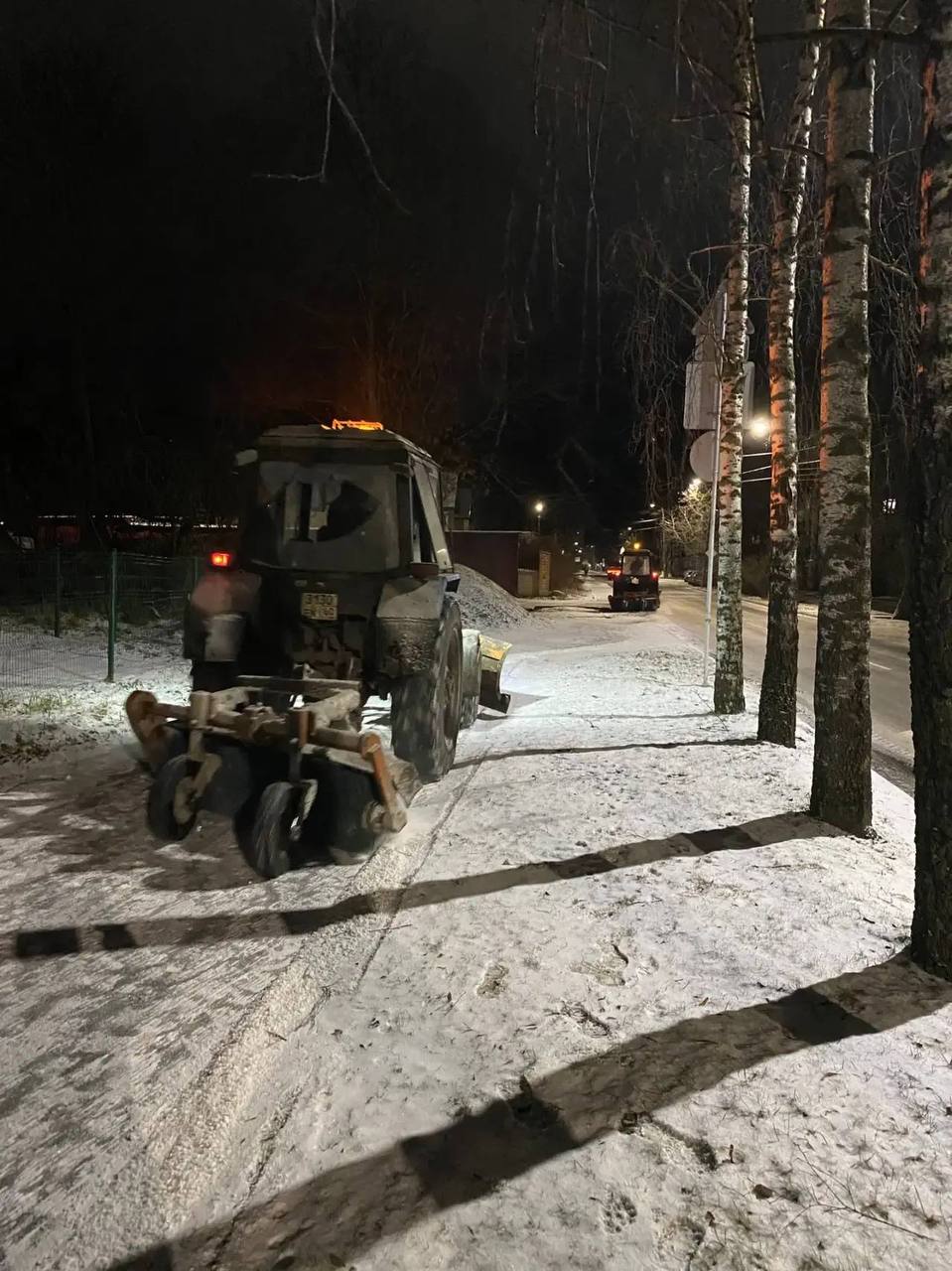 Елкин Борис: Какой же Новый год без пушистого снега? Он наконец-то выпал и подарил нам настоящее зимнее волшебство! Елкин Борис: Какой же Новый год без пушистого снега? Он наконец-то выпал и подарил нам настоящее зимнее волшебство!