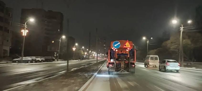 Елкин Борис: Какой же Новый год без пушистого снега? Он наконец-то выпал и подарил нам настоящее зимнее волшебство! Елкин Борис: Какой же Новый год без пушистого снега? Он наконец-то выпал и подарил нам настоящее зимнее волшебство!