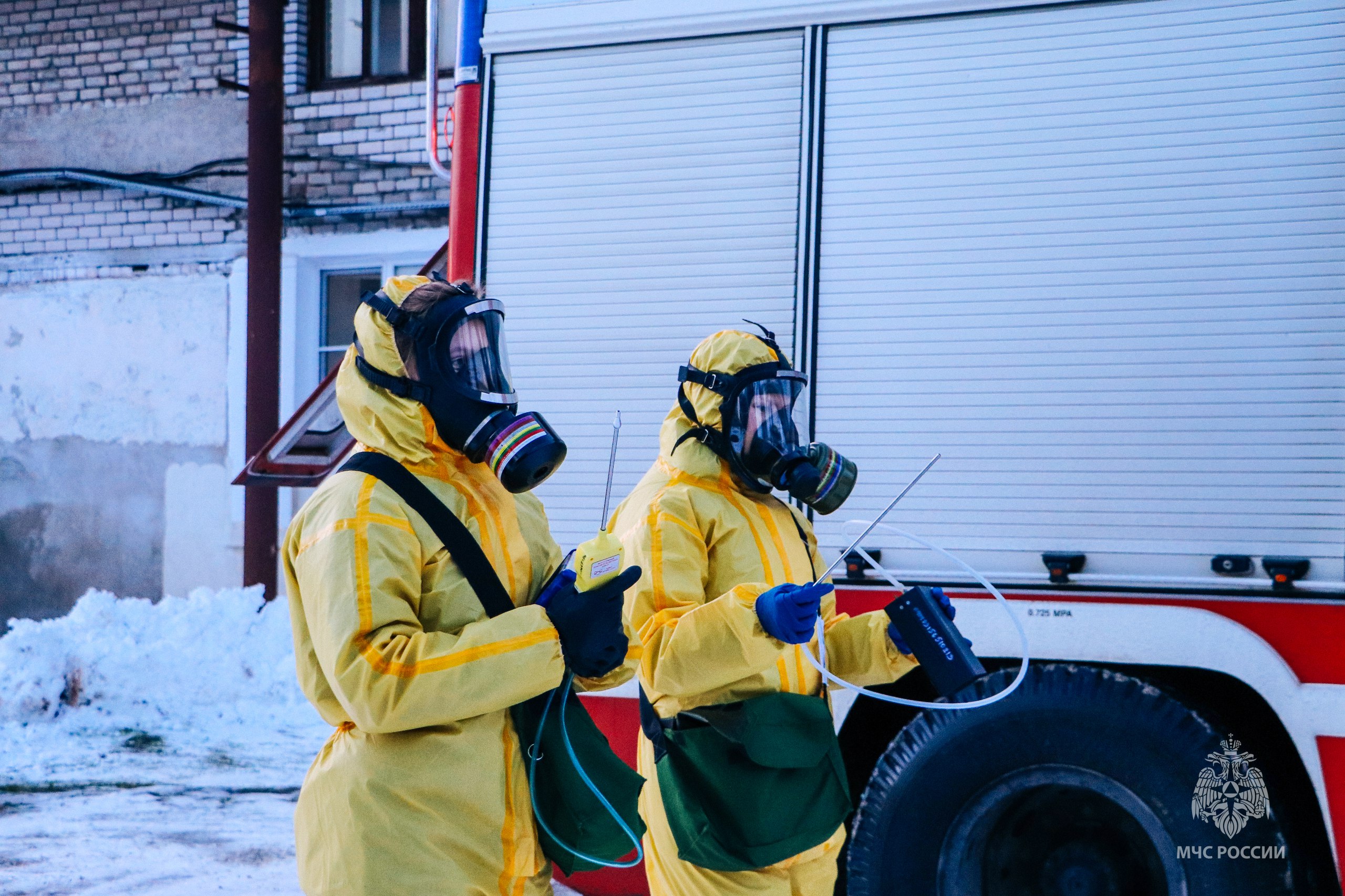 На территории ОАО "Псковский гормолзавод" прошли тактико-специальные учения На территории ОАО "Псковский гормолзавод" прошли тактико-специальные учения