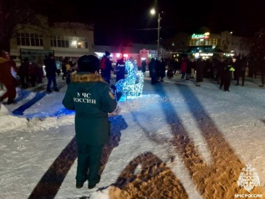 В преддверии и во время новогодних праздников, когда регион оживает благодаря множеству культурных и развлекательных мероприятий для жителей всех возрастов, сотрудники управления надзорной деятельности и профилактической...