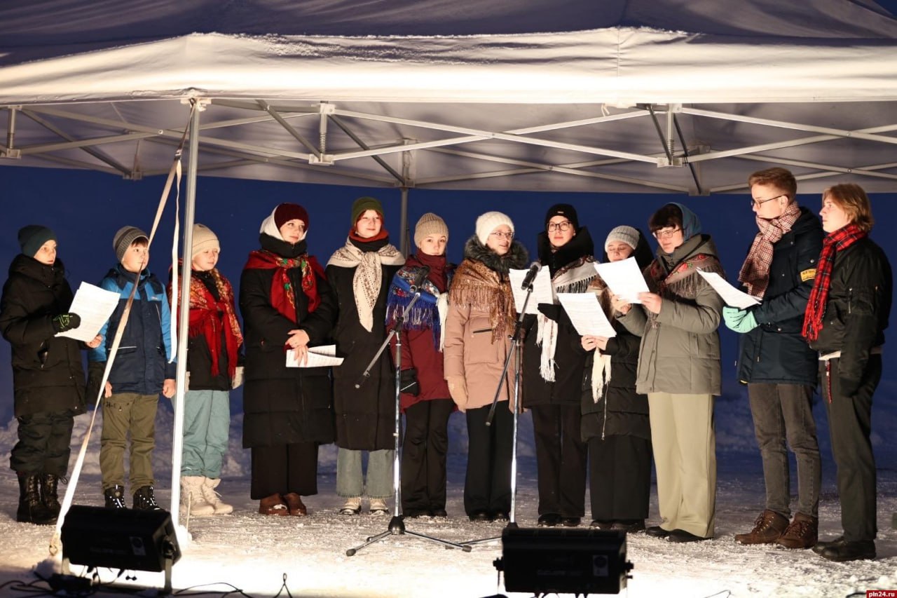 В Пскове идет спектакль «Чудо Рождества» В Пскове идет спектакль «Чудо Рождества»